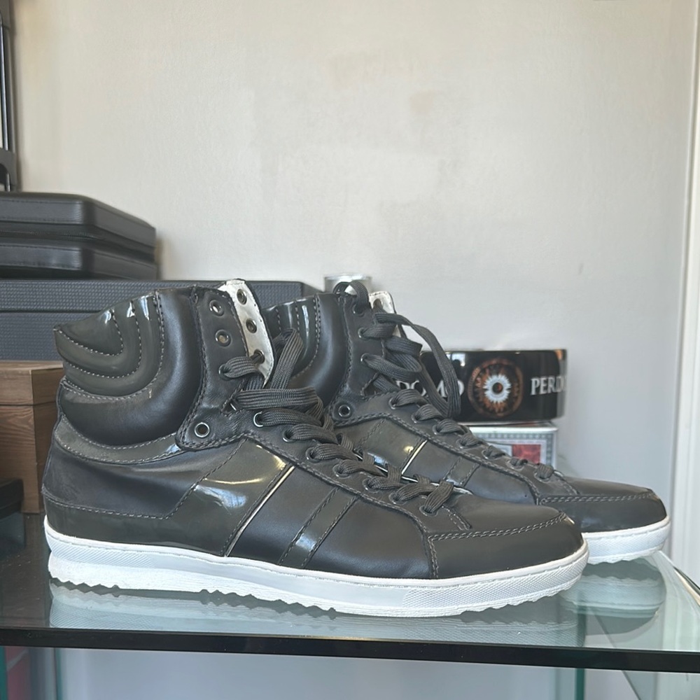 Stylish Black High-Top Sneakers